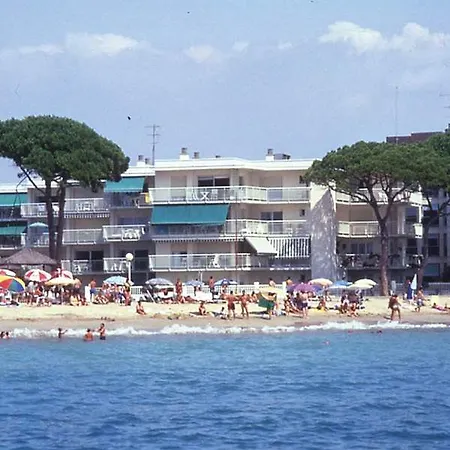 Pins Marina * Cambrils