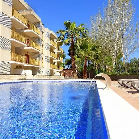 Pins Marina Apartment
