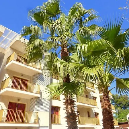 Pins Marina Cambrils